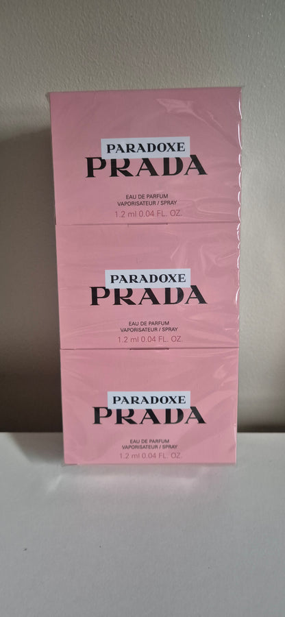 Prada paradoxe  Eau de Parfum 12×1.2ml samples sealed pack